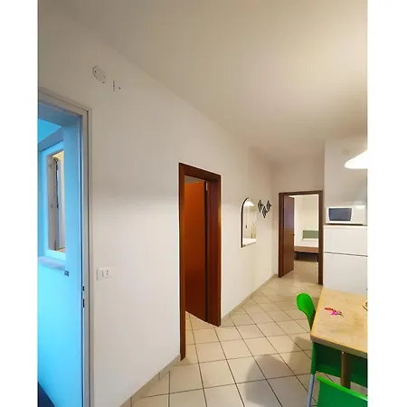 Residenza Stella Y דירה ביביונה